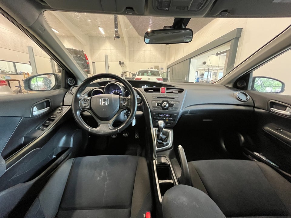 Honda Civic 1,8 i-VTEC Sport 5d