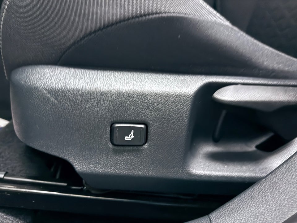 Toyota Corolla 1,8 Hybrid H3 Smart Touring Sports MDS 5d