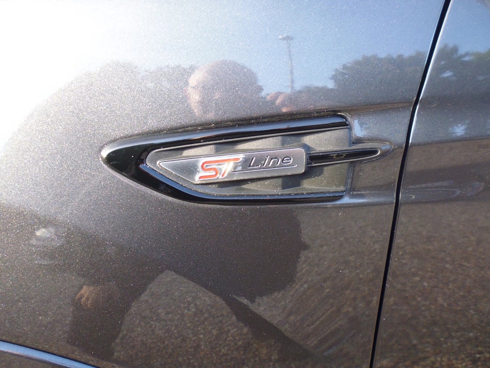 Ford Kuga 2,0 TDCi 120 ST-Line aut. 5d