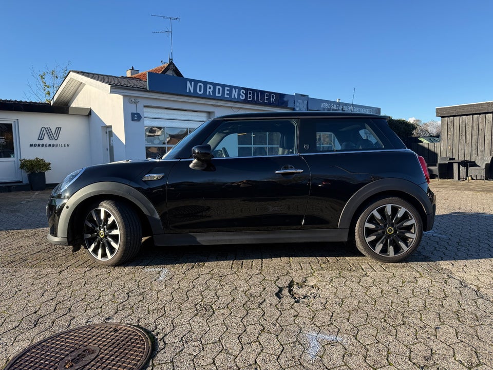 MINI Cooper SE Yours Trim 3d