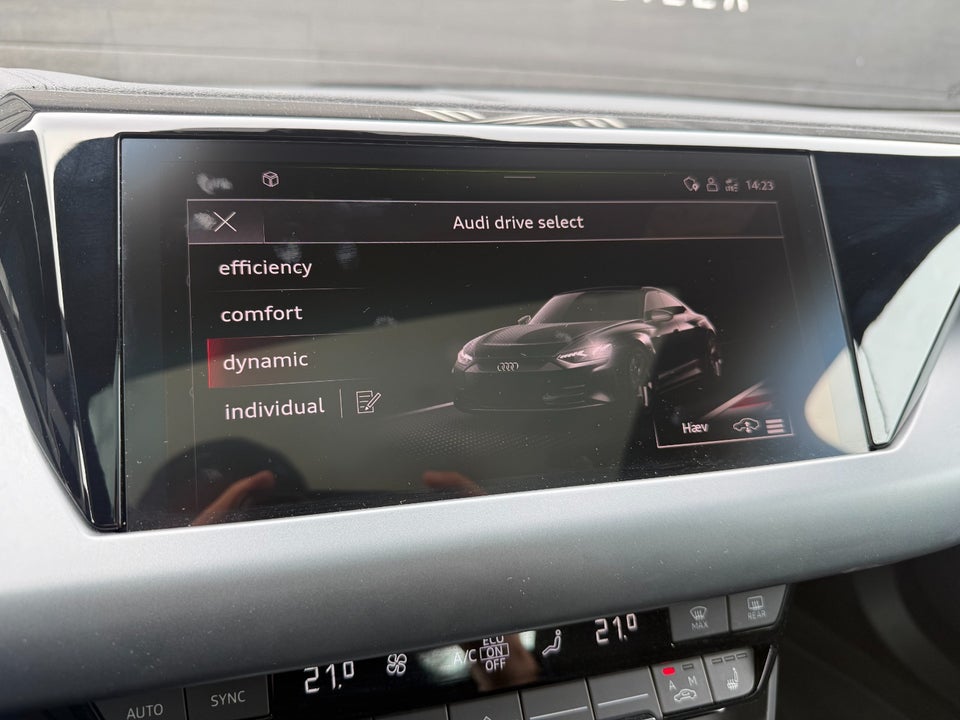 Audi e-tron GT quattro 4d