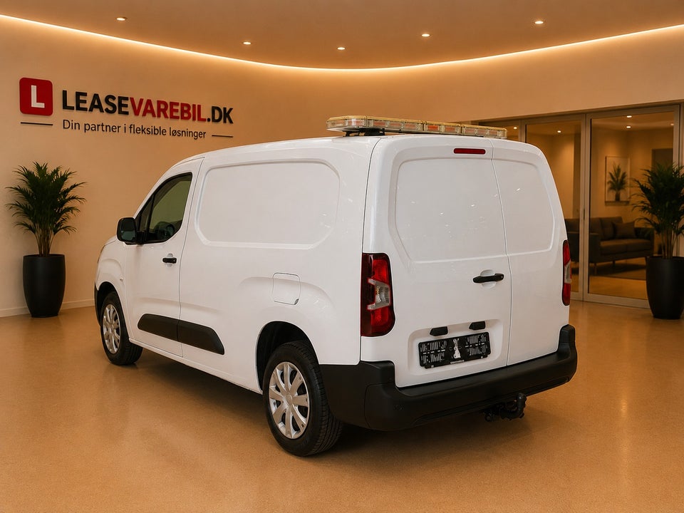 Peugeot Partner 1,5 BlueHDi 130 L2V2 Plus EAT8 Van