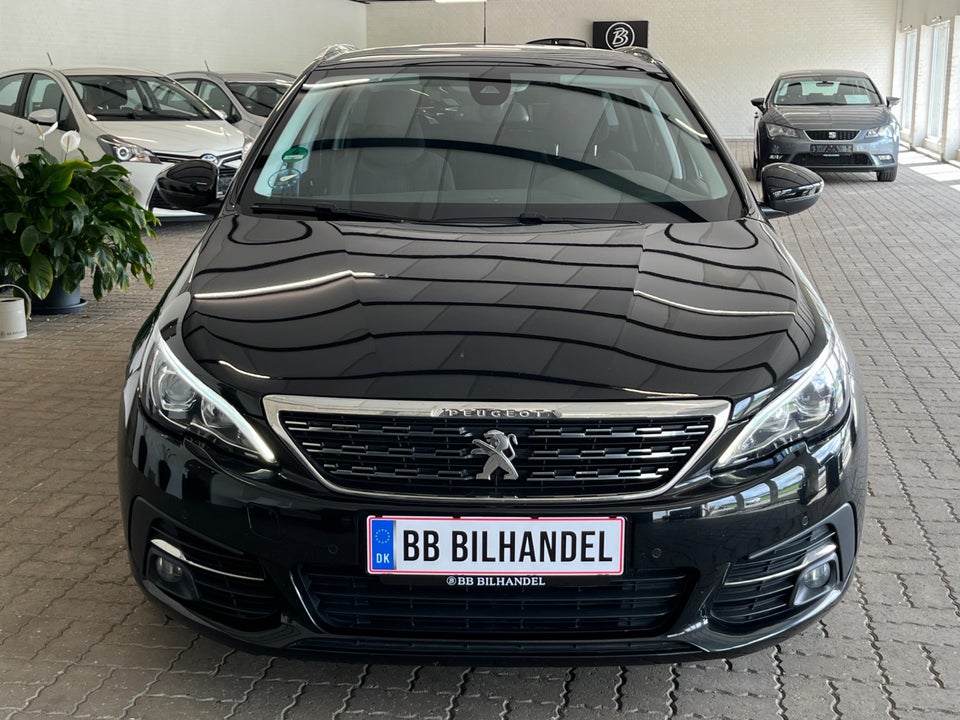 Peugeot 308 1,6 BlueHDi 120 Allure Sky SW 5d