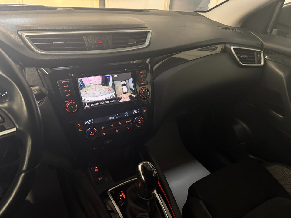 Nissan Qashqai 1,3 Dig-T 160 N-Connecta DCT 5d