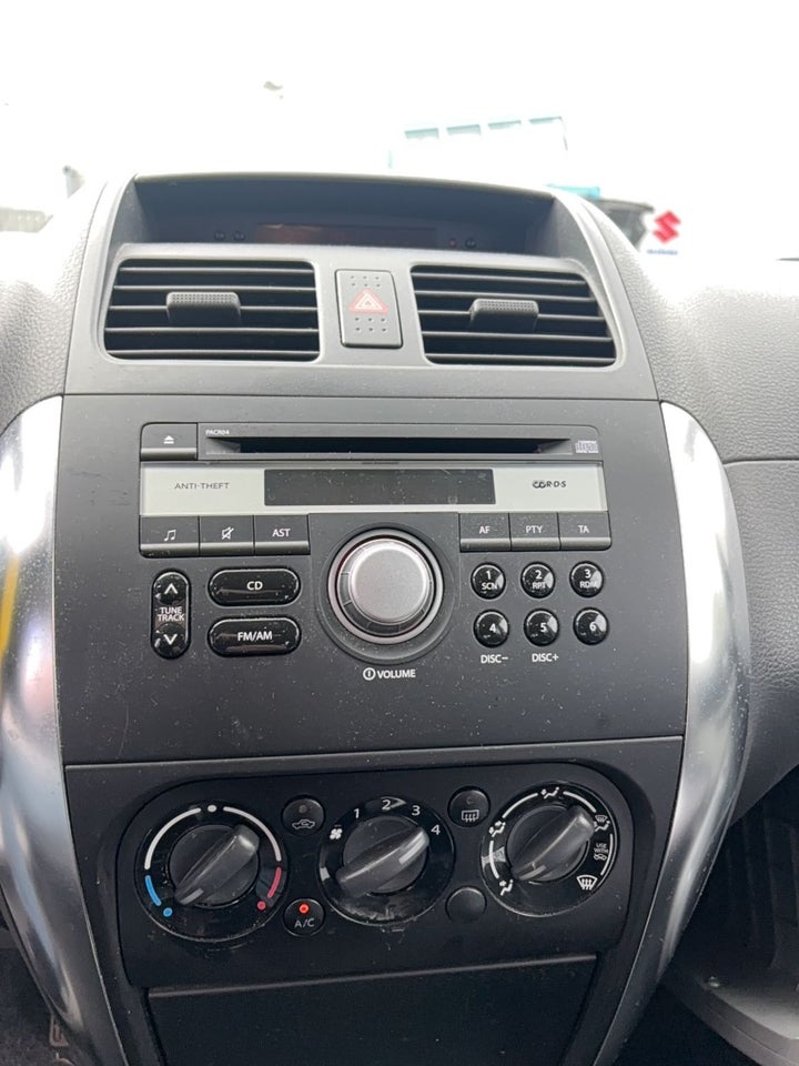 Suzuki SX4 1,6 GL 5d