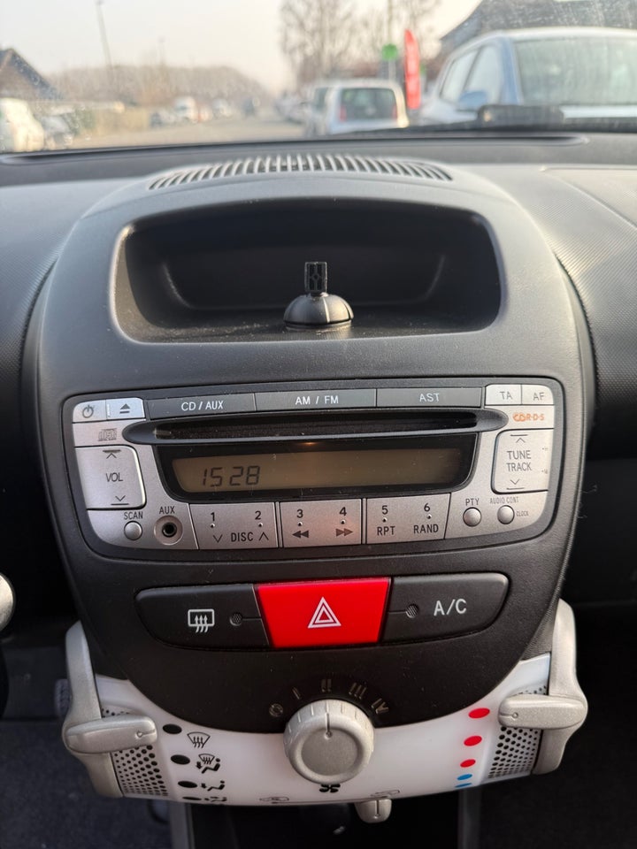 Toyota Aygo 1,0 VVT-i T2 Air 5d