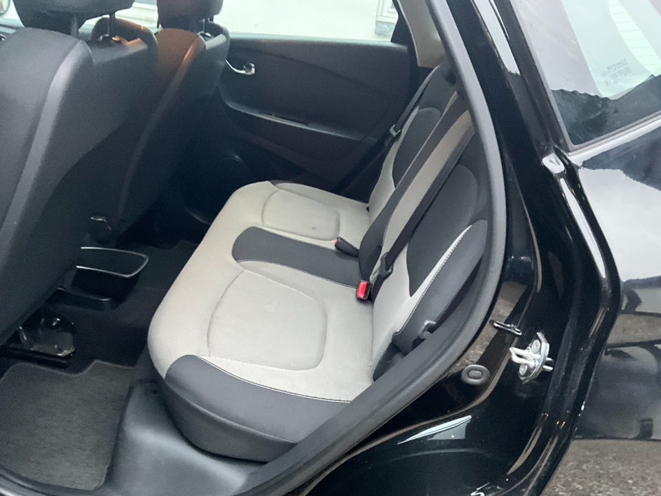 Renault Captur 0,9 TCe 90 Expression 5d