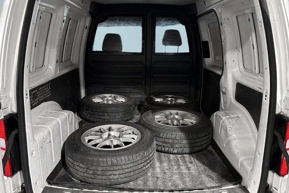 VW Caddy 1,6 TDi 102 BMT Van 4d