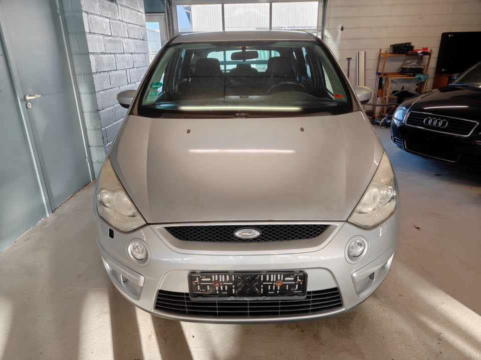 Ford S-MAX 2,0 Trend 7prs 5d