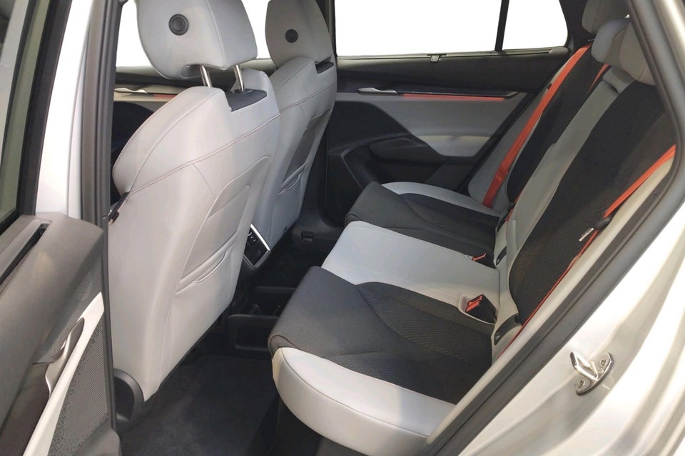 Skoda Elroq 85 iV Lodge Advanced 5d