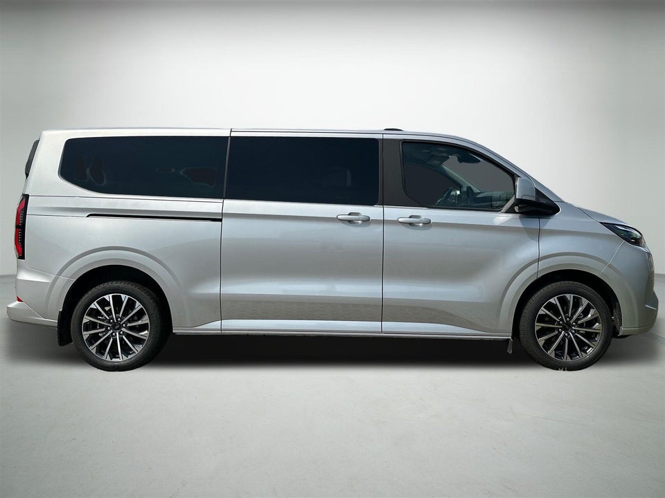 Ford E-Tourneo Custom 340L 64 Titanium X