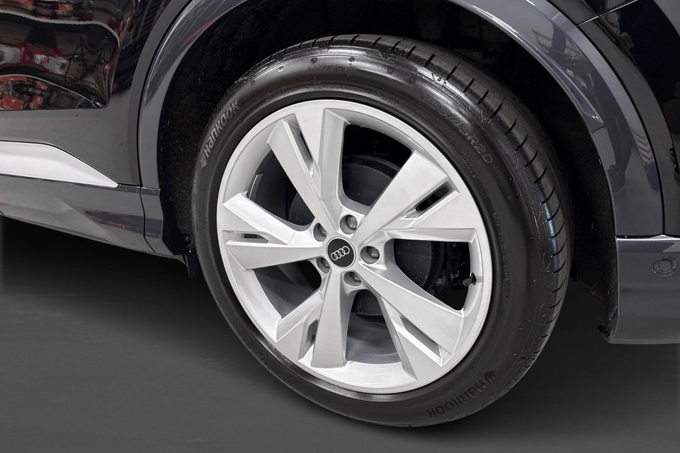 Audi Q4 e-tron 45 Progress 5d