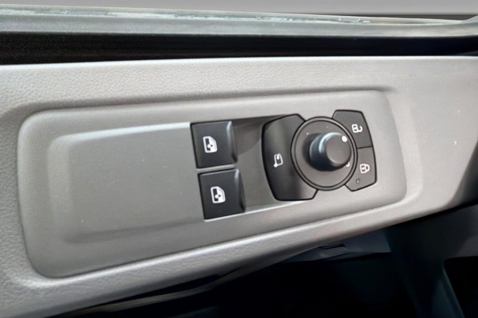VW Transporter 2,0 TDi 150 Comfort Kassevogn aut. LWB