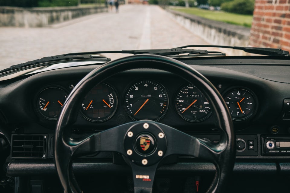 Porsche 911 3,6 Carrera 2 Cabriolet 2d