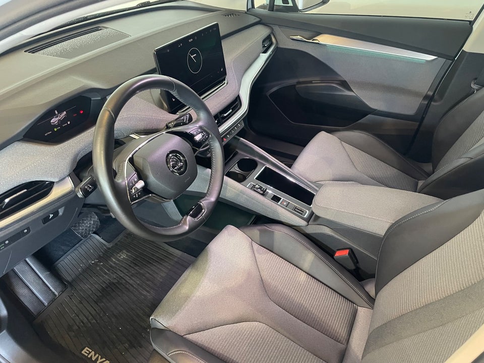 Skoda Enyaq 80 iV Plus Loft 5d