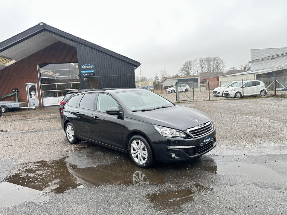 Peugeot 308 1,2 e-THP 130 Allure SW 5d