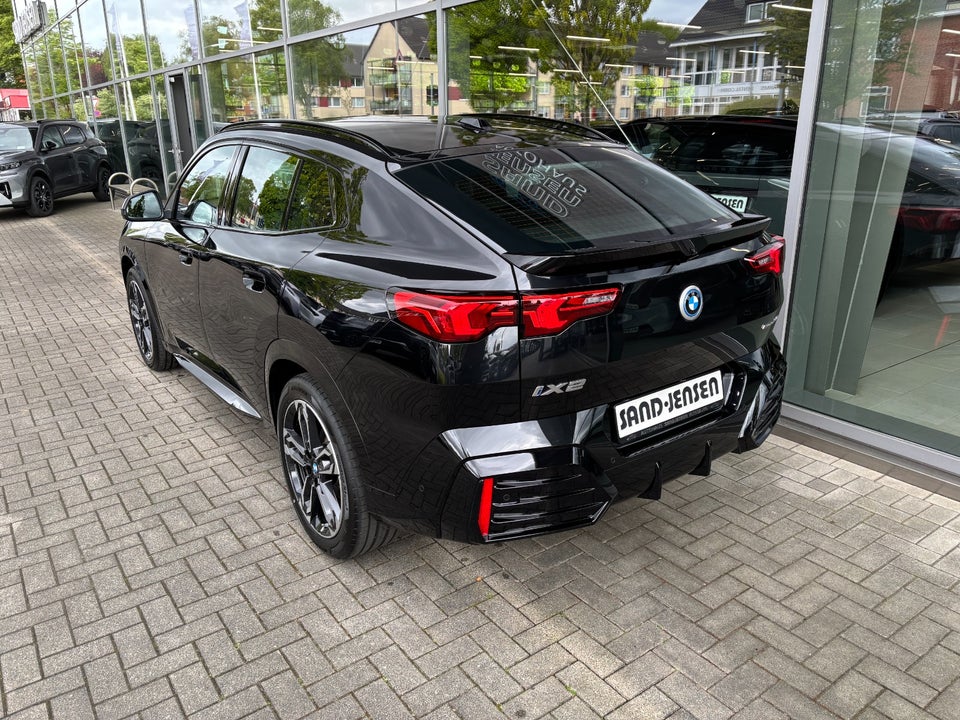 BMW iX2 eDrive20 Fully Charged M-Sport 5d