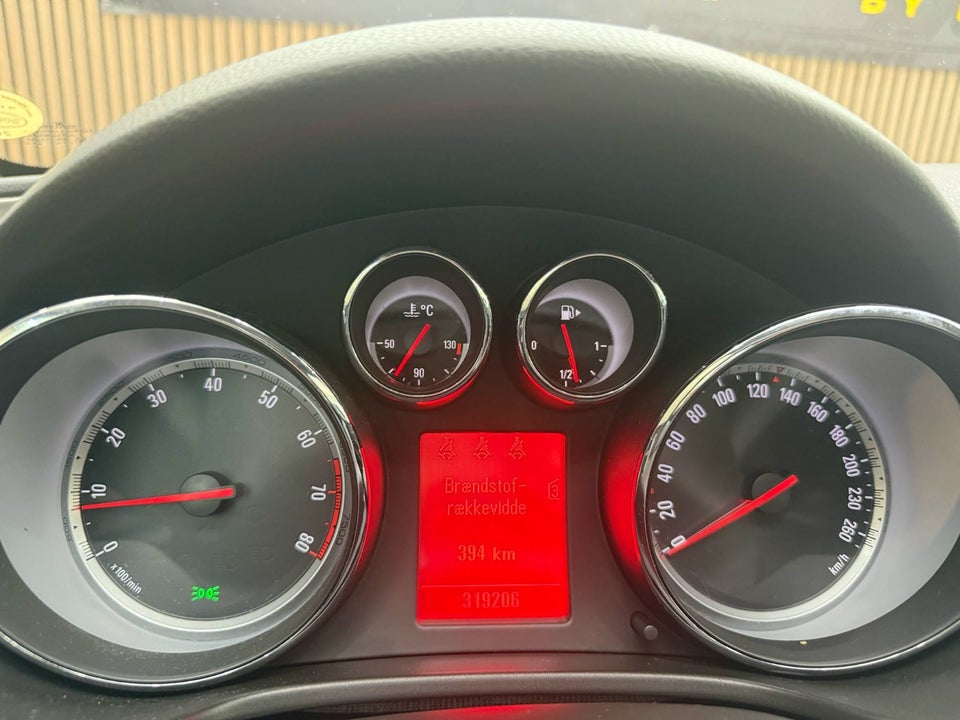 Opel Insignia 1,8 Edition Sports Tourer 5d