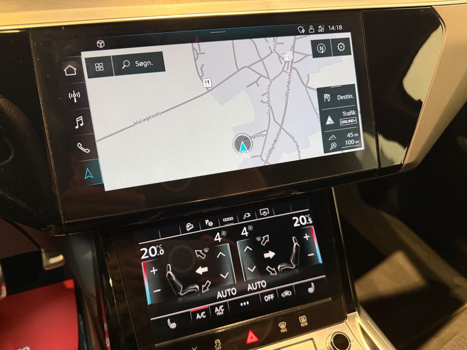 Audi Q8 e-tron 55 Advanced S-line quattro 5d