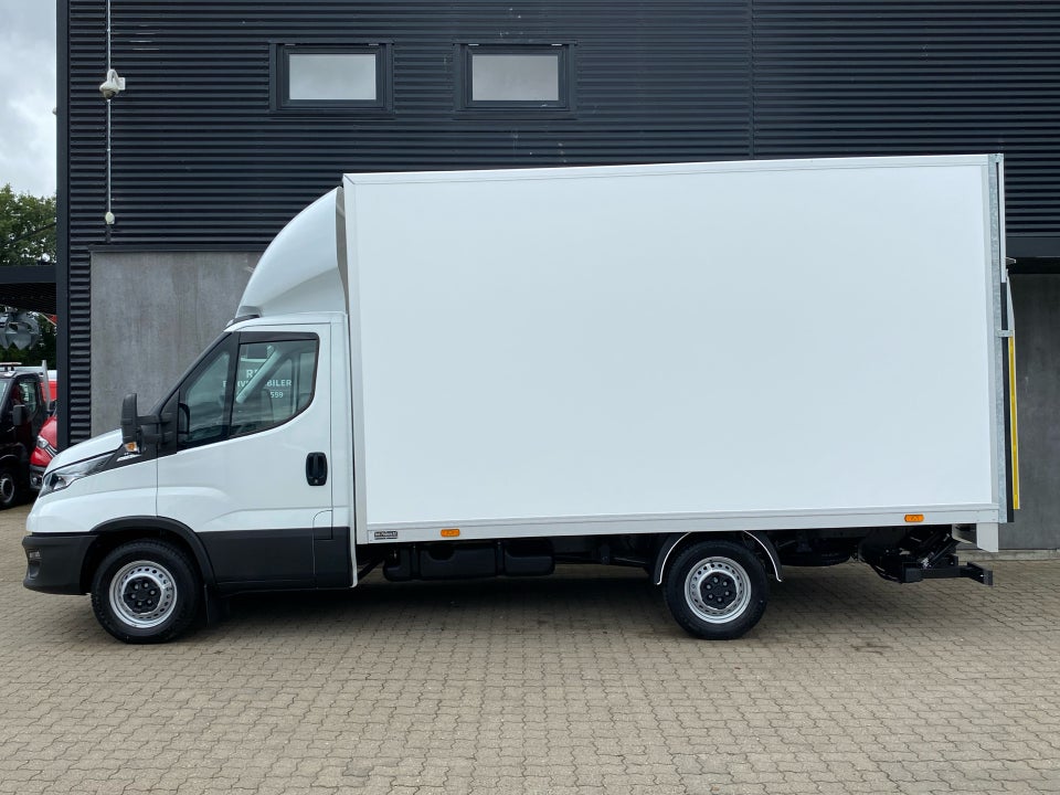 Iveco Daily 2,3 35S14 Alukasse m/lift AG8 2d