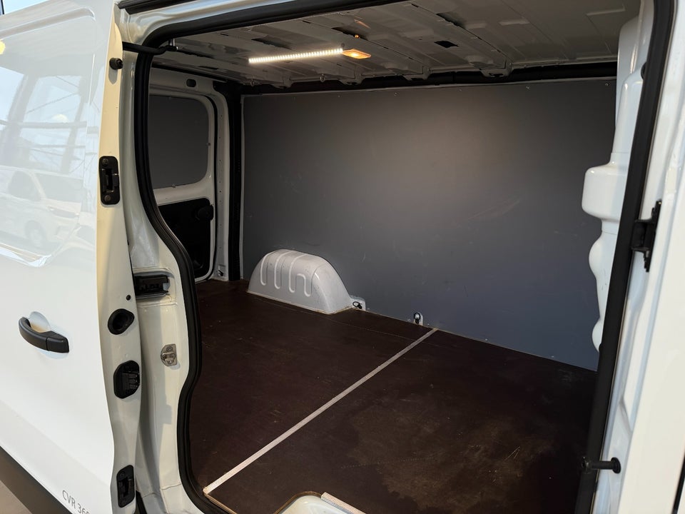 Renault Trafic 2,0 dCi 150 L2H1 Tekno
