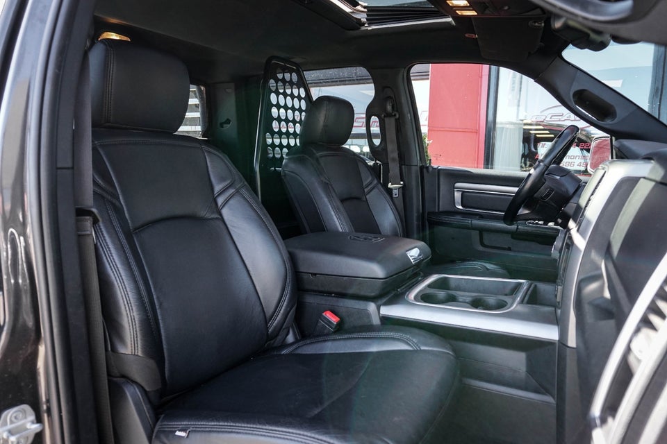 Dodge RAM 1500 5,7 V8 Hemi Warlock aut. 4d