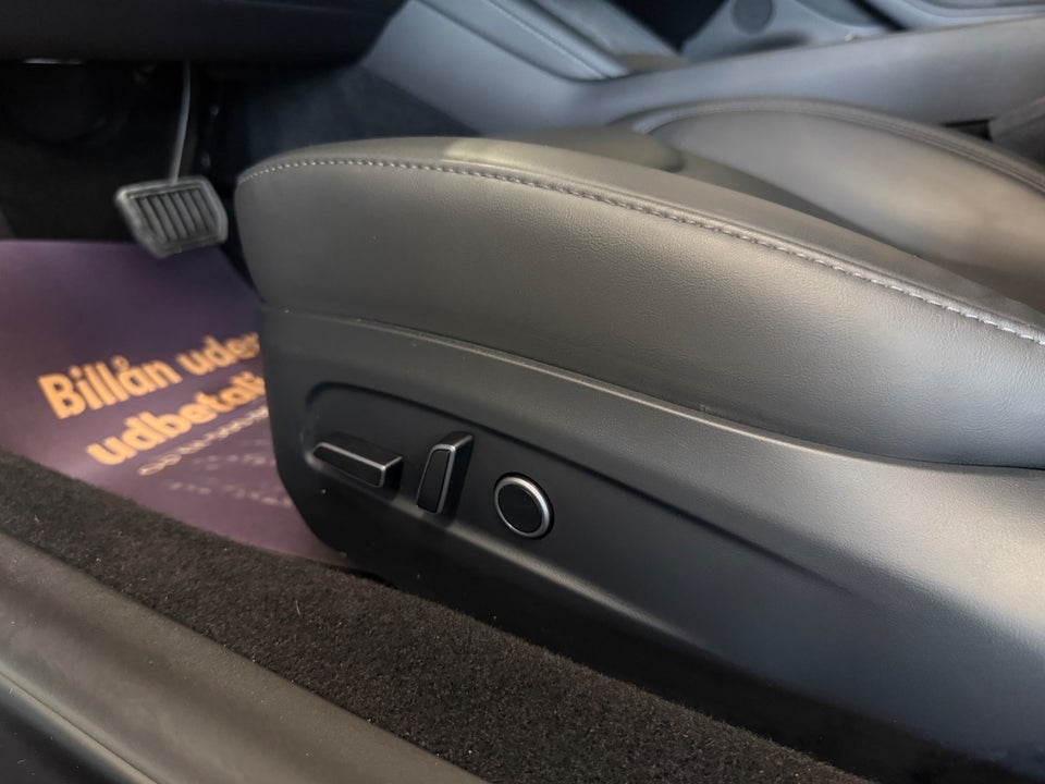 Tesla Model 3 Long Range AWD 4d