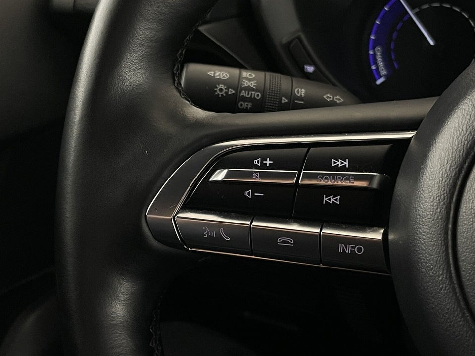 Mazda MX-30 e-SkyActiv Sky 5d