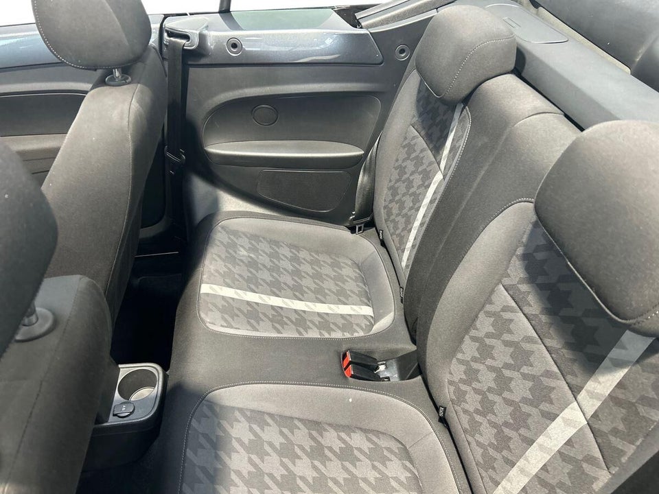 VW The Beetle 1,2 TSi 105 Life Cabriolet DSG 2d