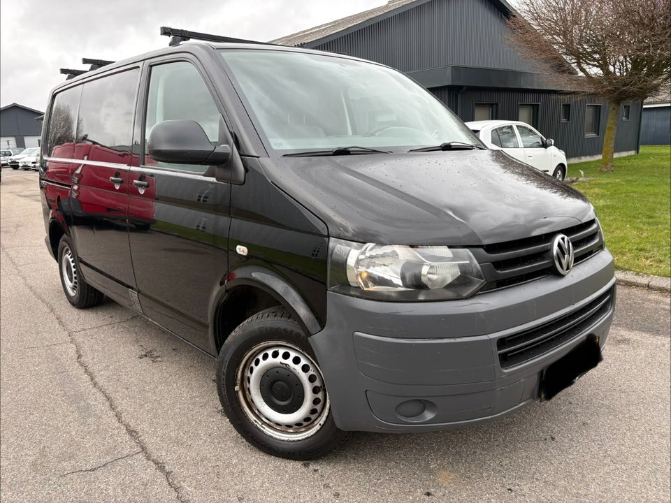 VW Transporter 2,0 TDi 140 Kassevogn kort