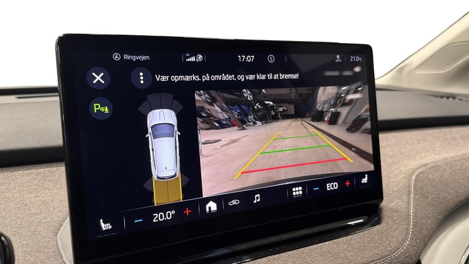 Skoda Enyaq 60 iV Selection Lodge 5d