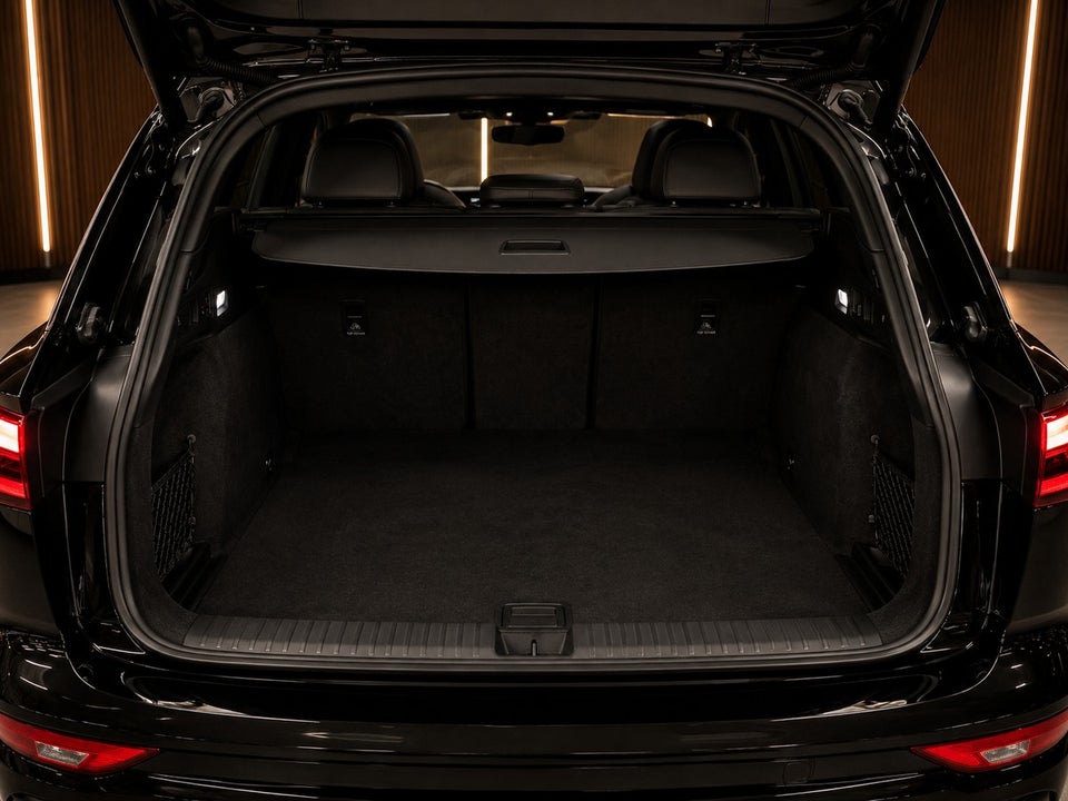 Audi Q6 e-tron S-line quattro 5d