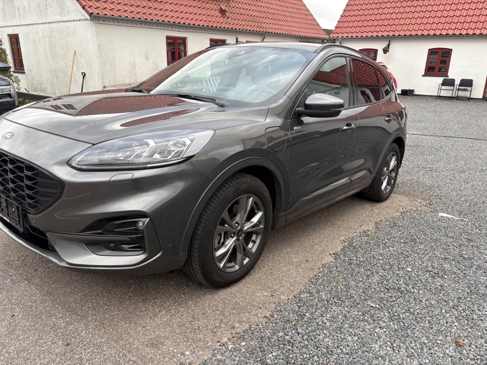 Ford Kuga 2,5 PHEV ST-Line X CVT 5d