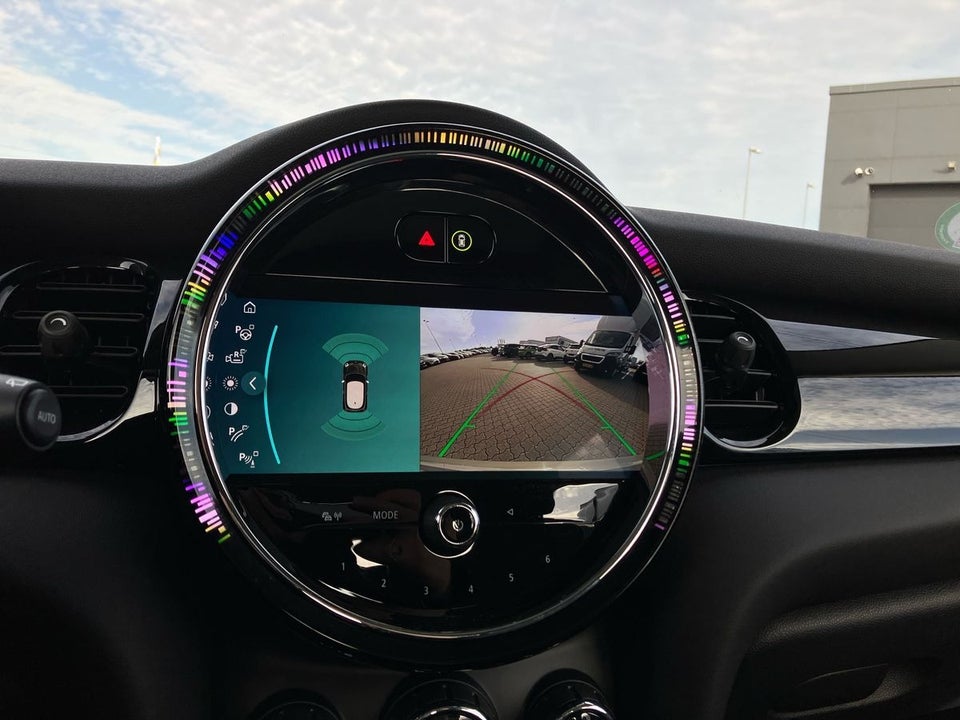 MINI Cooper SE Camden Edition 3d