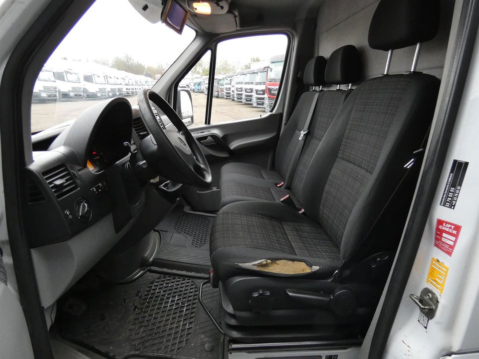 Mercedes Sprinter 316 2,2 CDi Alukasse m/lift 2d