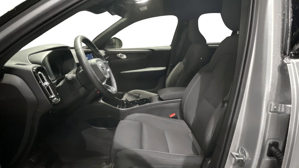 Volvo XC40 ReCharge Extended Range Plus 5d