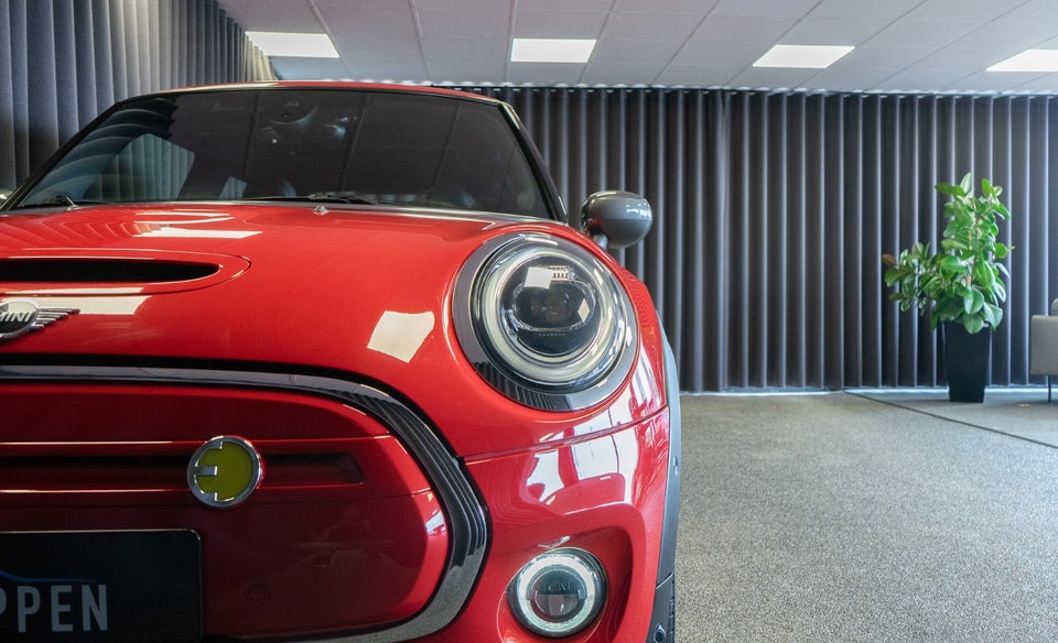MINI Cooper SE Yours Trim 3d
