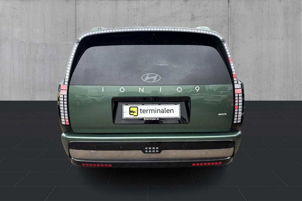 Hyundai Ioniq 9 110 Calligraphy Performance 4WD 7prs 5d