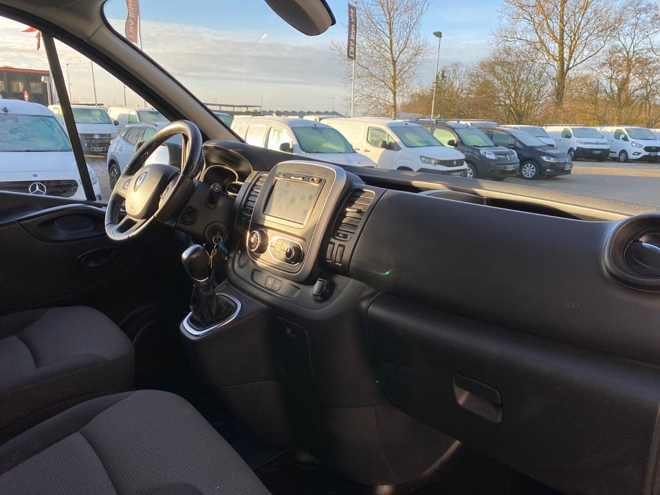 Renault Trafic T29 2,0 dCi 170 L2H1 EDC