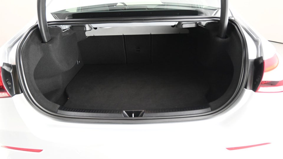 Mercedes A250 e 1,3 AMG Line aut. 5d