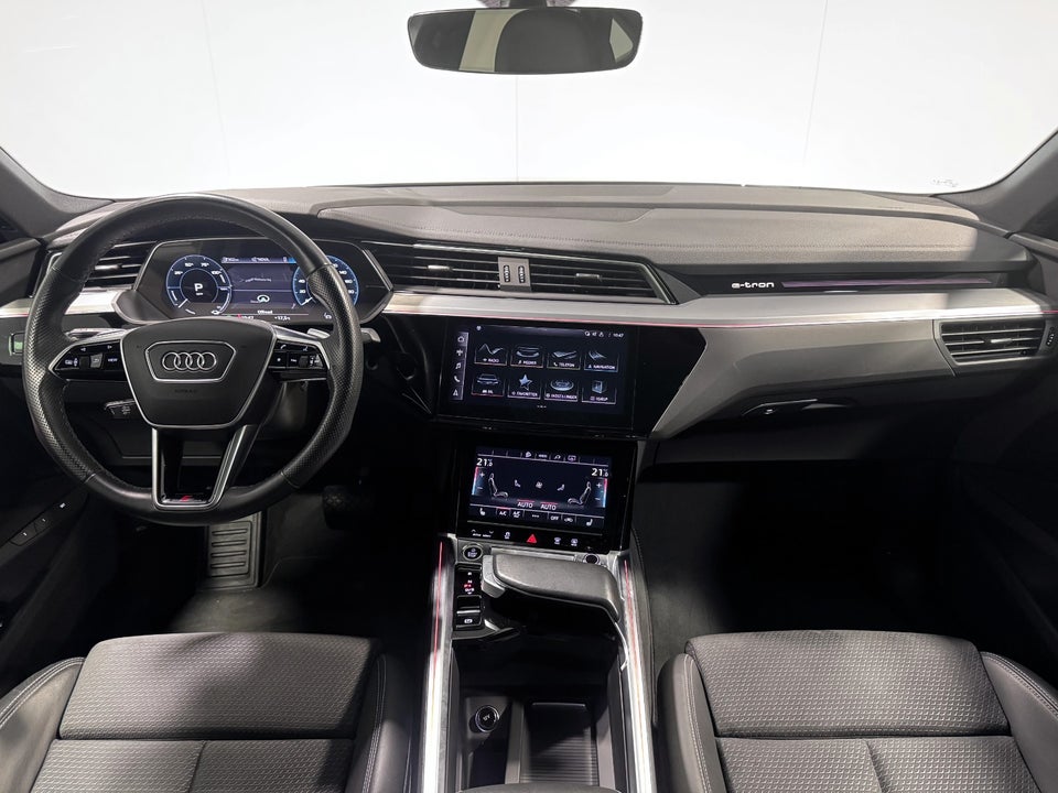 Audi e-tron 55 S-line Sportback quattro 5d