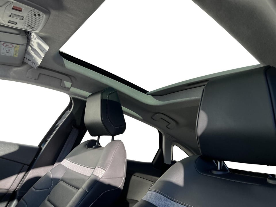 Citroën ë-C4 50 Shine Sport 5d