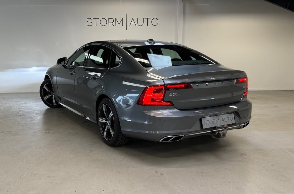 Volvo S90 2,0 D4 190 Momentum aut. 4d