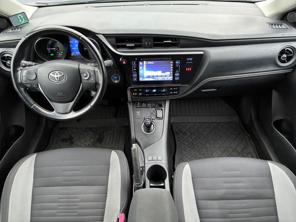 Toyota Auris 1,8 Hybrid H2 Comfort Touring Sports CVT 5d