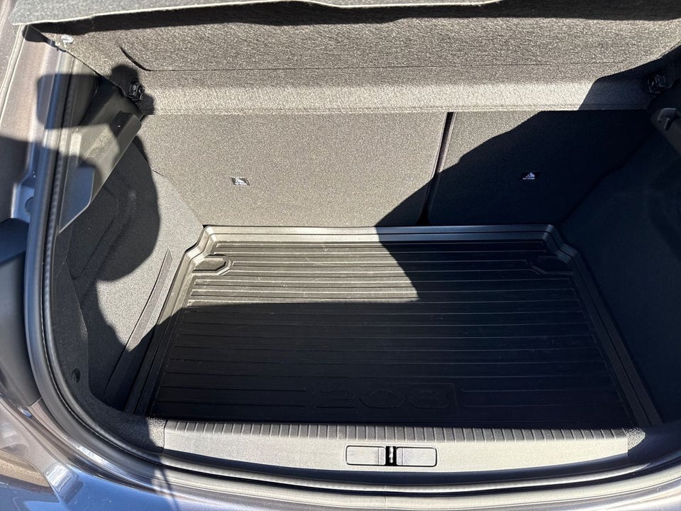 Peugeot 208 1,2 PureTech 100 Supreme Sport 5d