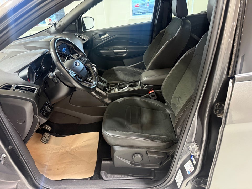 Ford Kuga 1,5 TDCi 120 ST-Line aut. 5d