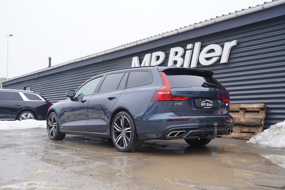 Volvo V60 2,0 T6 ReCharge R-Design aut. AWD 5d