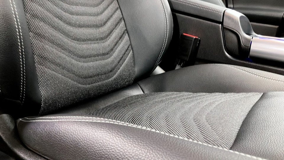 Mercedes EQA250+ Progressive 5d