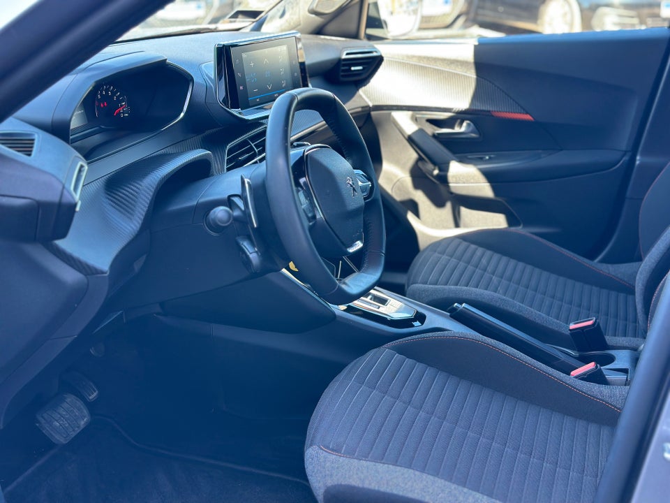 Peugeot 2008 1,2 PureTech 130 Active Pack EAT8 5d