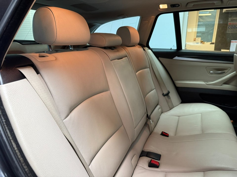 BMW 530d 3,0 Touring 5d